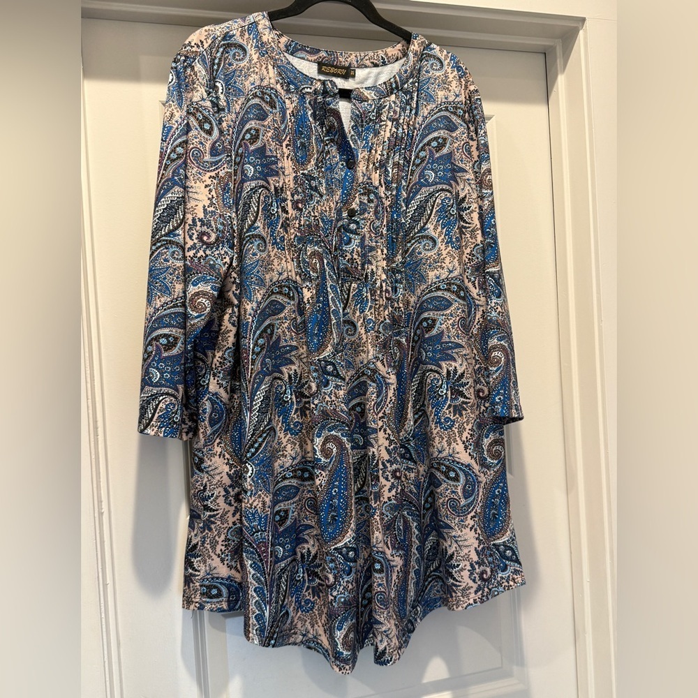 Reborn‎ Blue and Cream Paisley Tunic